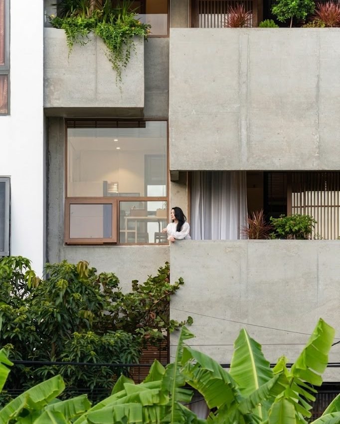Wazen Retreat — architectural detail